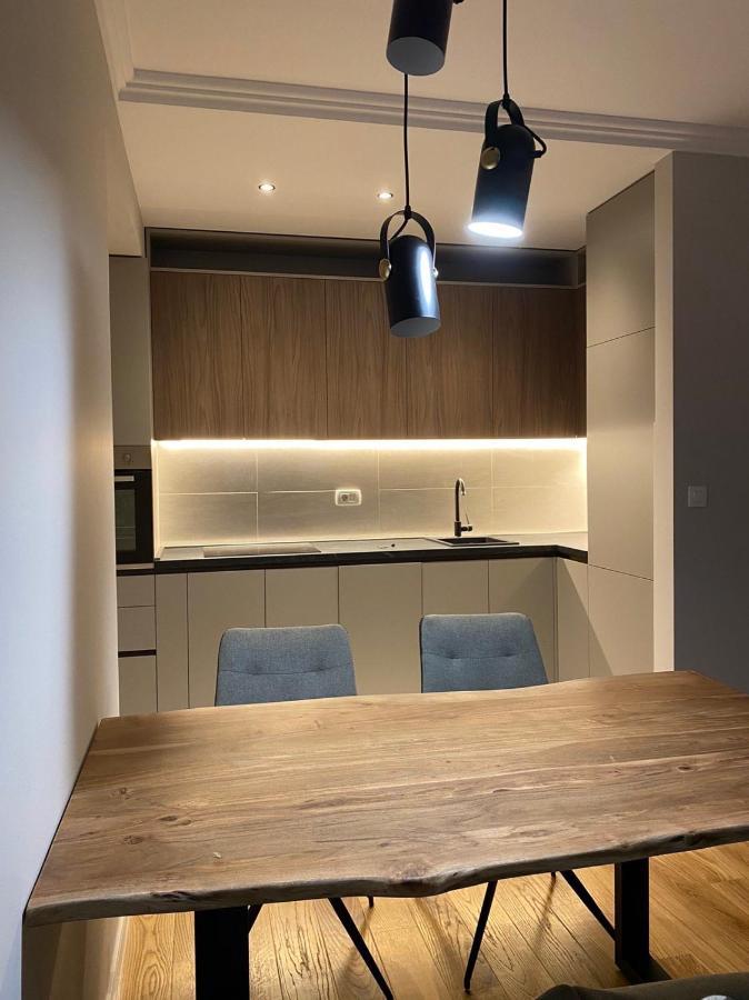 Apartman Vt Central Point ポドゴリツァ エクステリア 写真